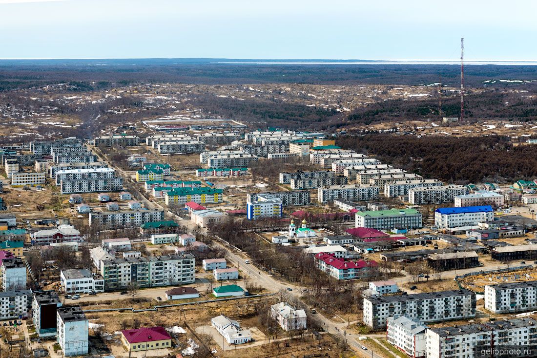 Комсомольская улица в Охе с высоты фото