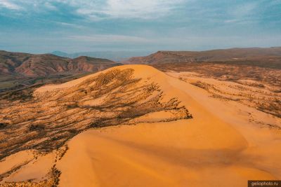 Пустыня Сарыкум в Дагестане фото