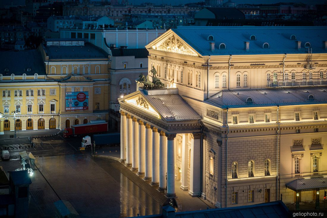 Большой театр в Москве фото