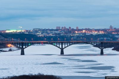 Канавинский мост в Нижнем Новгороде зимой фото