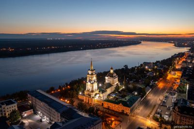 Пермская художественная галерея с высоты вечером фото