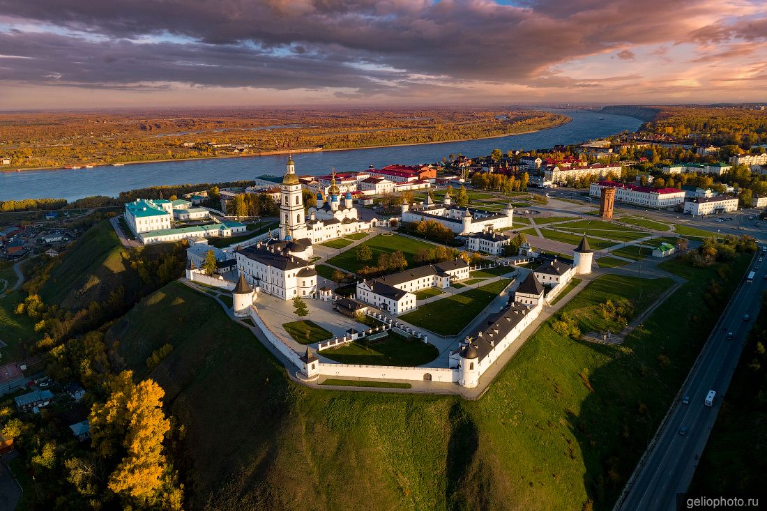 Тобольский Кремль с высоты фото