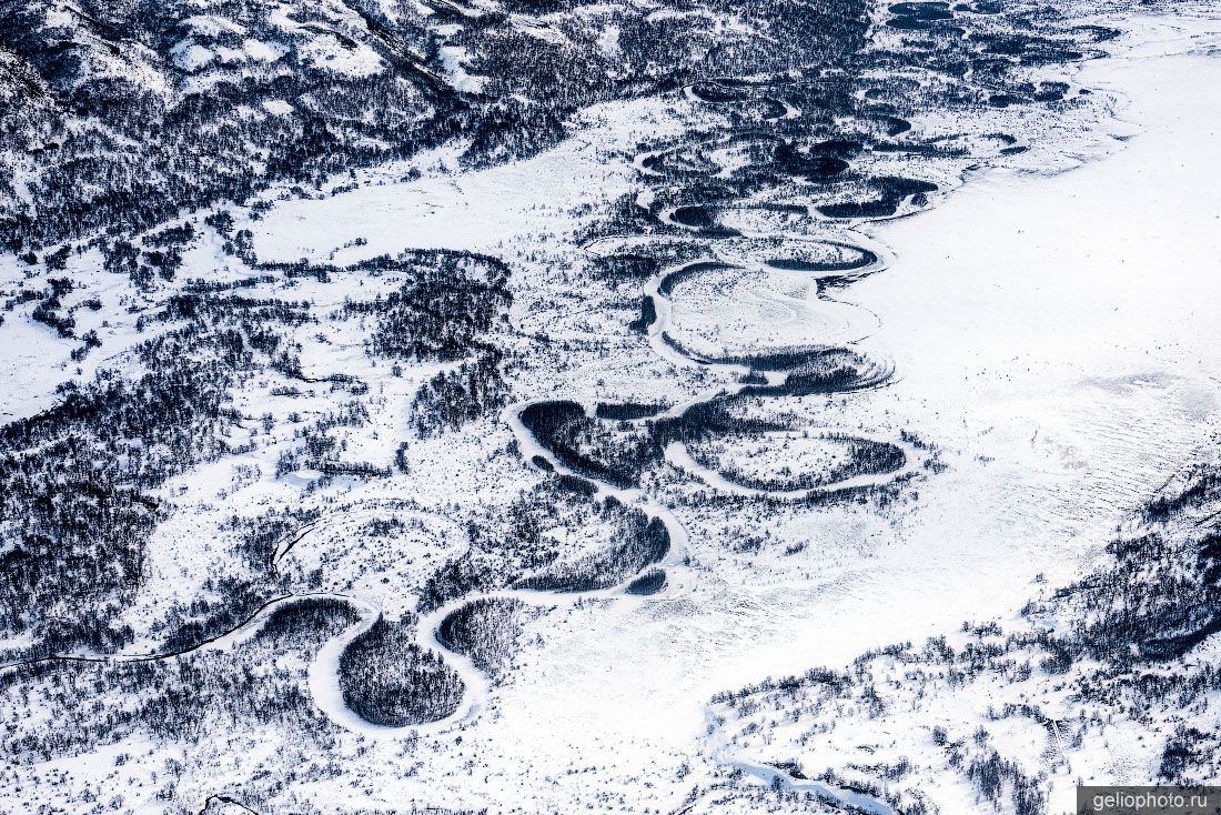 Река Пустая на Камчатке с высоты фото