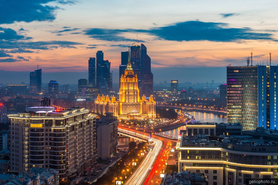 Сталинская высотка Гостиница Украина фото