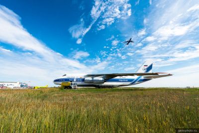 Самолёт Ан-124 Руслан авиакомпании Волга-Днепр фото