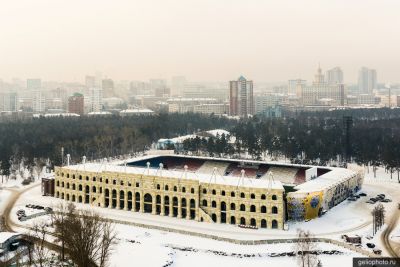 Стадион Центральный в Челябинске зимой фото