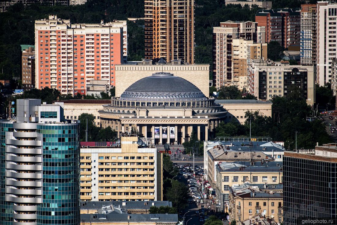 Новосибирский театр оперы и балета фото