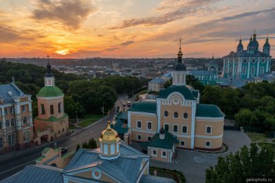 Свято-Троицкий монастырь в Смоленске фото