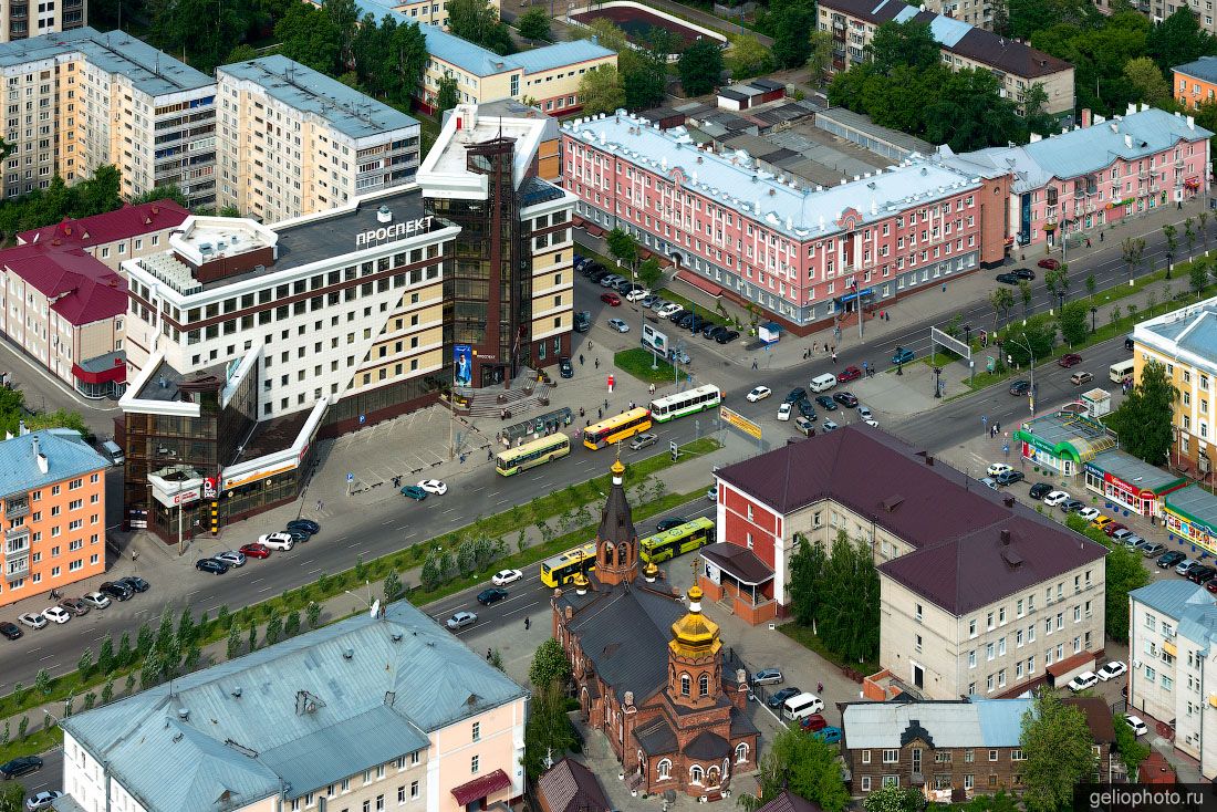 ​Торгово-офисный центр Проспект в Барнауле фото
