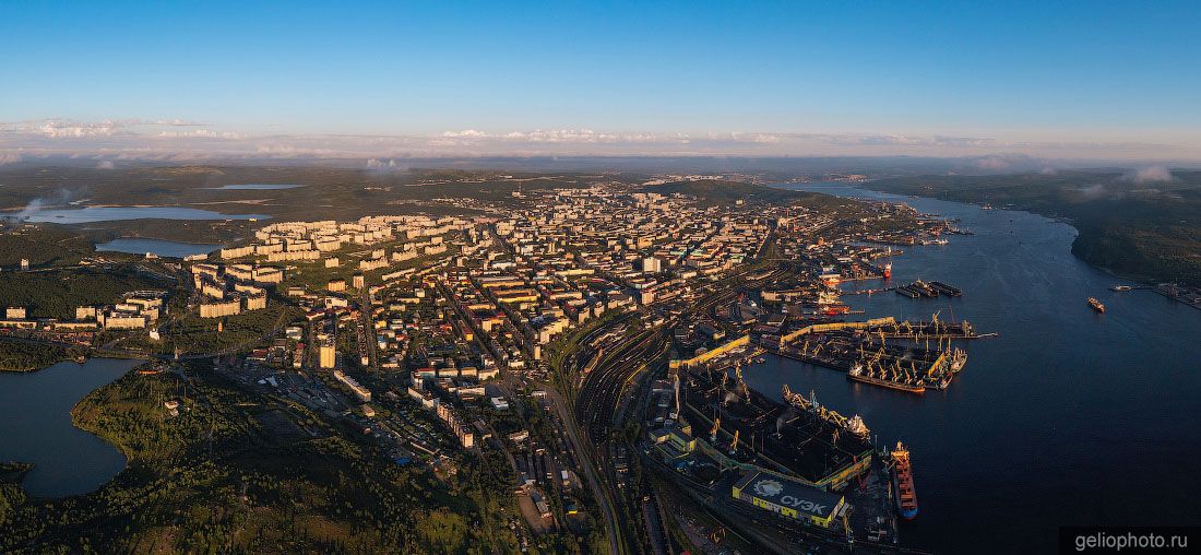 Панорама Мурманска с высоты фото