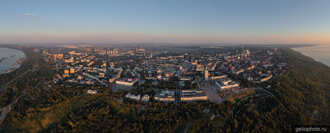 Панорама центра Ульяновска с высоты фото