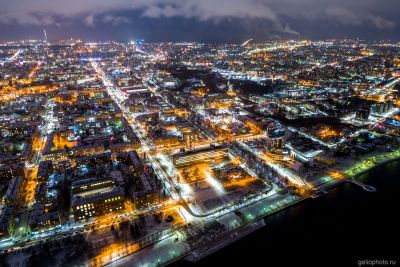 Центр вечернего Петрозаводска с высоты фото