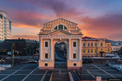 Московские триумфальные ворота в Иркутске фото