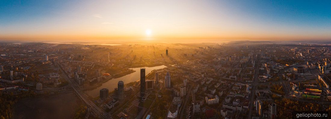 Панорама центра Екатеринбурга фото