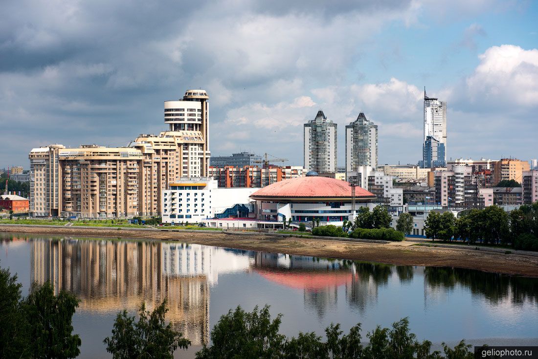 Дворец игровых видов спорта в Екатеринбурге фото