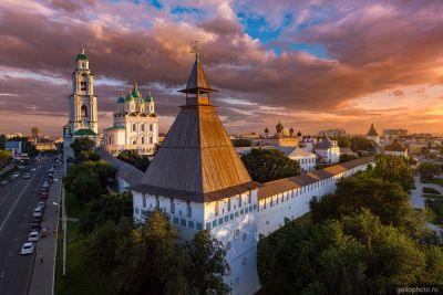 Артиллерийская башня Астраханского Кремля фото