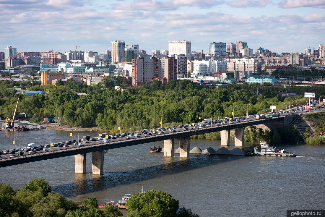 Димитровский мост в Новосибирске летом фото