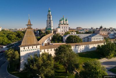 Кремль в Астрахани фото