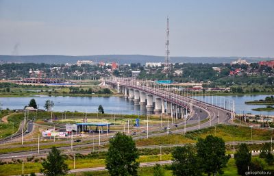 Академический мост в Иркутске фото