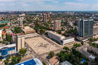 Главная Городская площадь в Краснодаре с высоты фото