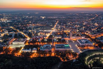 Центр Ульяновска на закате с высоты фото