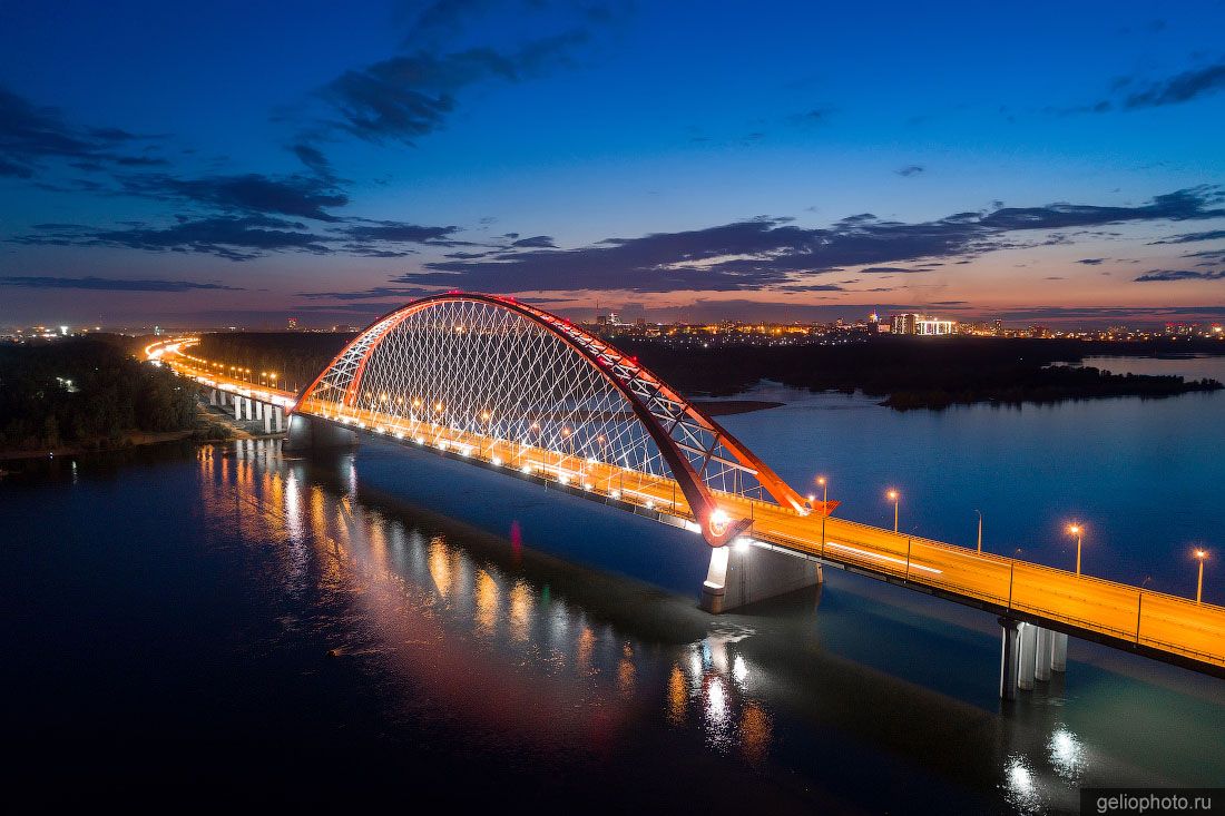 Бугринский мост вечером фото