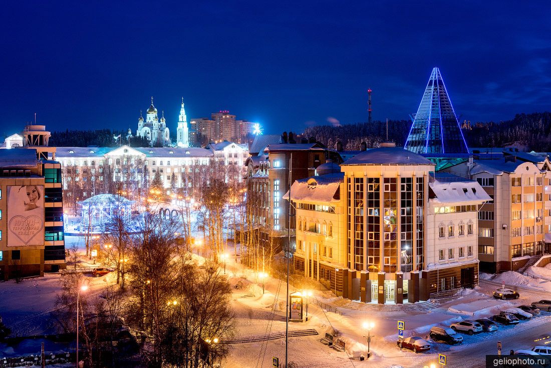 Улица Карла Маркса в Ханты-Мансийске фото