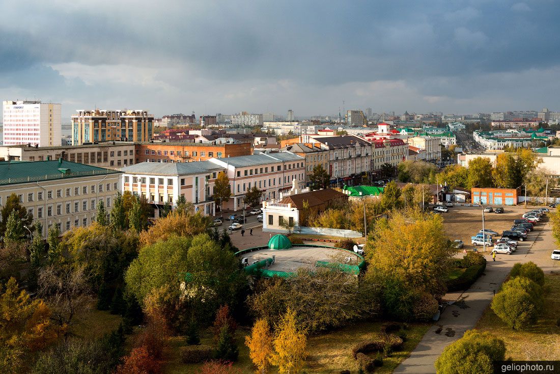 Театральный сквер и улица Ленина в Омске фото