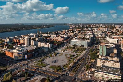 Городская эспланада Перми с высоты фото