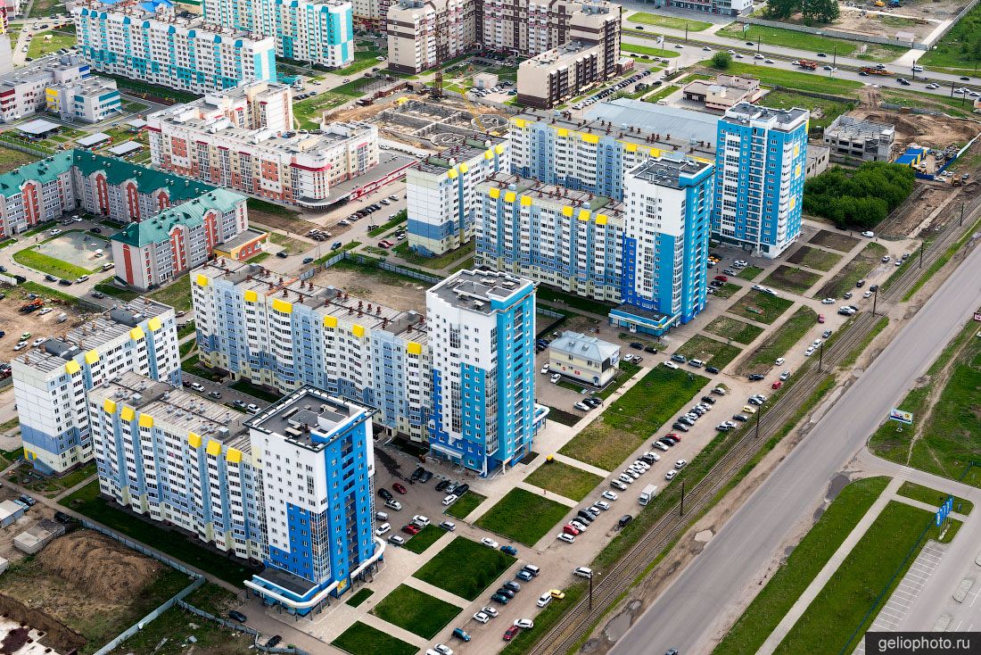 Жилой микрорайон на Змеиногорском тракте в Барнауле фото
