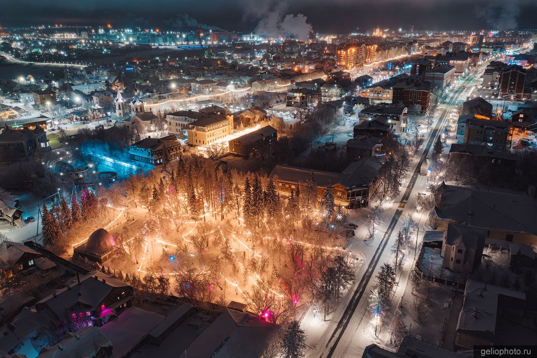 Городской парк в Салехарде зимой фото