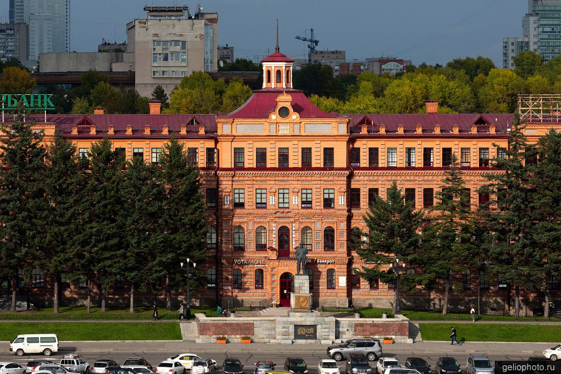 Бизнес-центр Пушкинский в Хабаровске фото