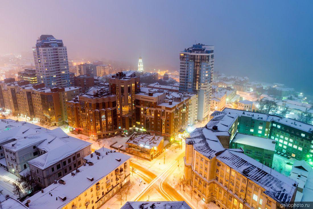 Перекрёсток Ульяновской и Молодогвардейской улиц в Самаре фото