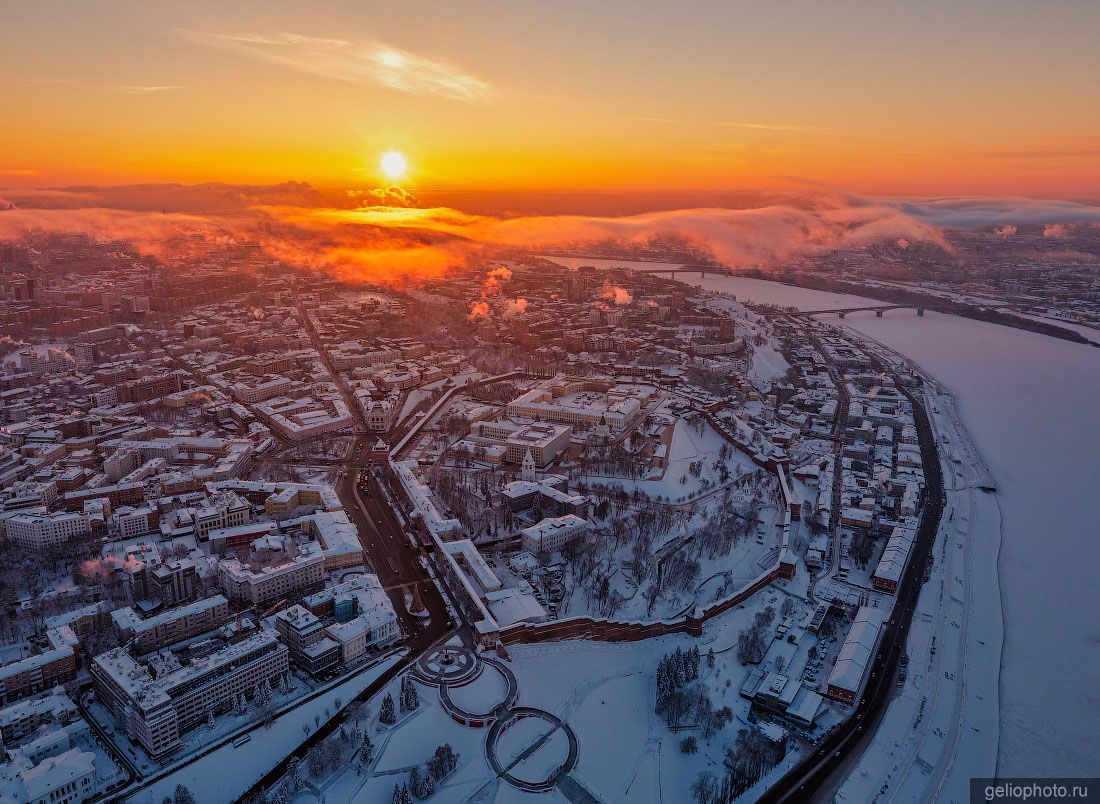 Вид на Нижний Новгород с высоты фото