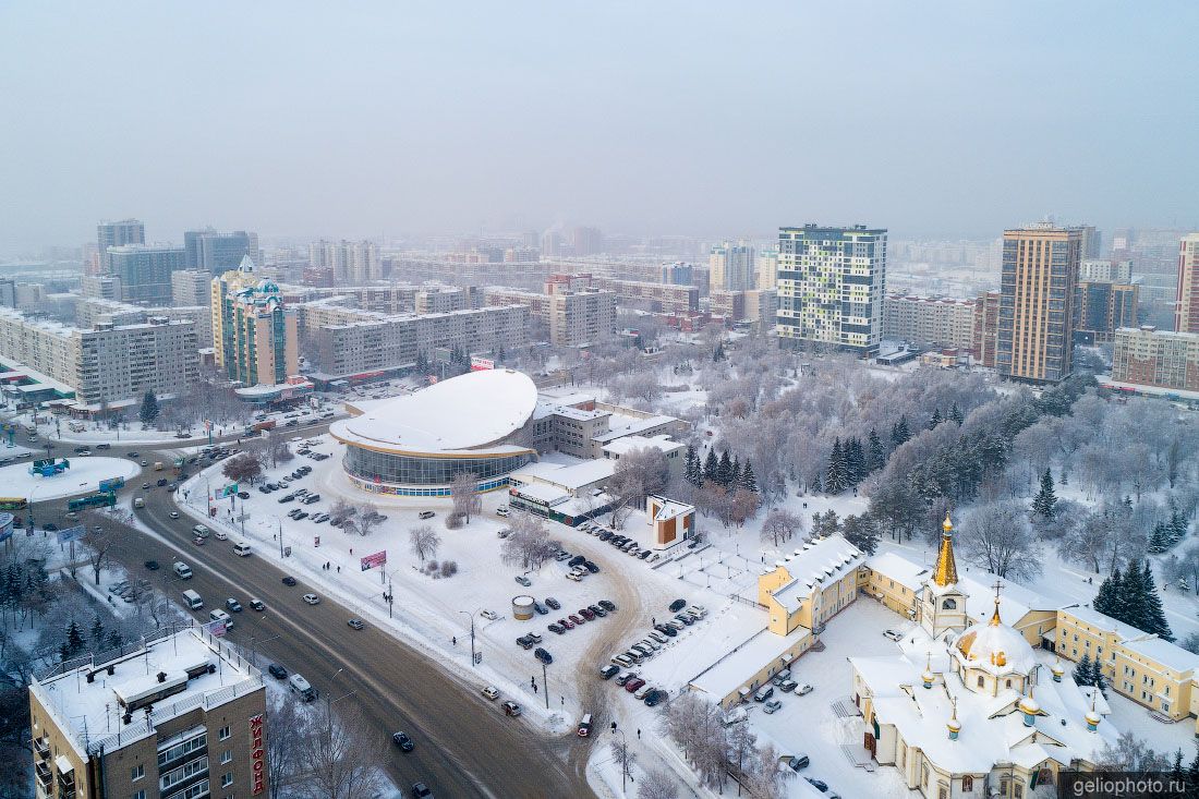 Новосибирский цирк зимой фото