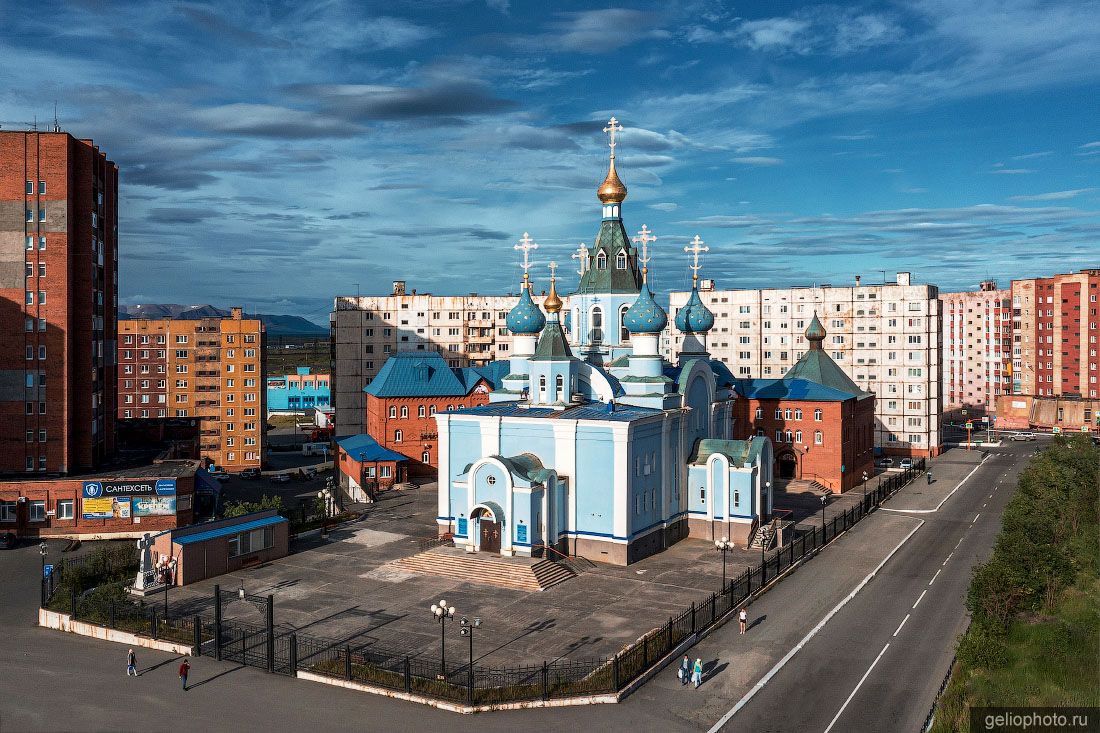 Кафедральный собор Иконы Божией Матери в Норильске фото