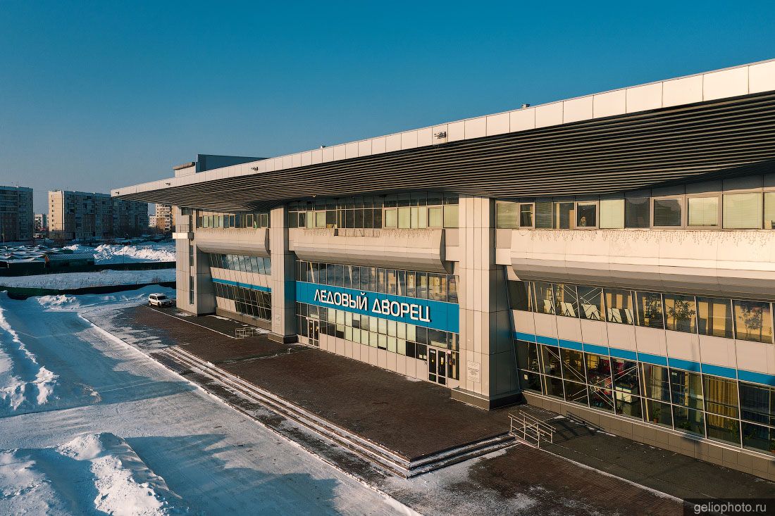 Ледовый дворец спорта в Ленинске-Кузнецком фото