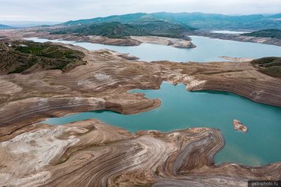 Чиркейское водохранилище в Дагестане фото