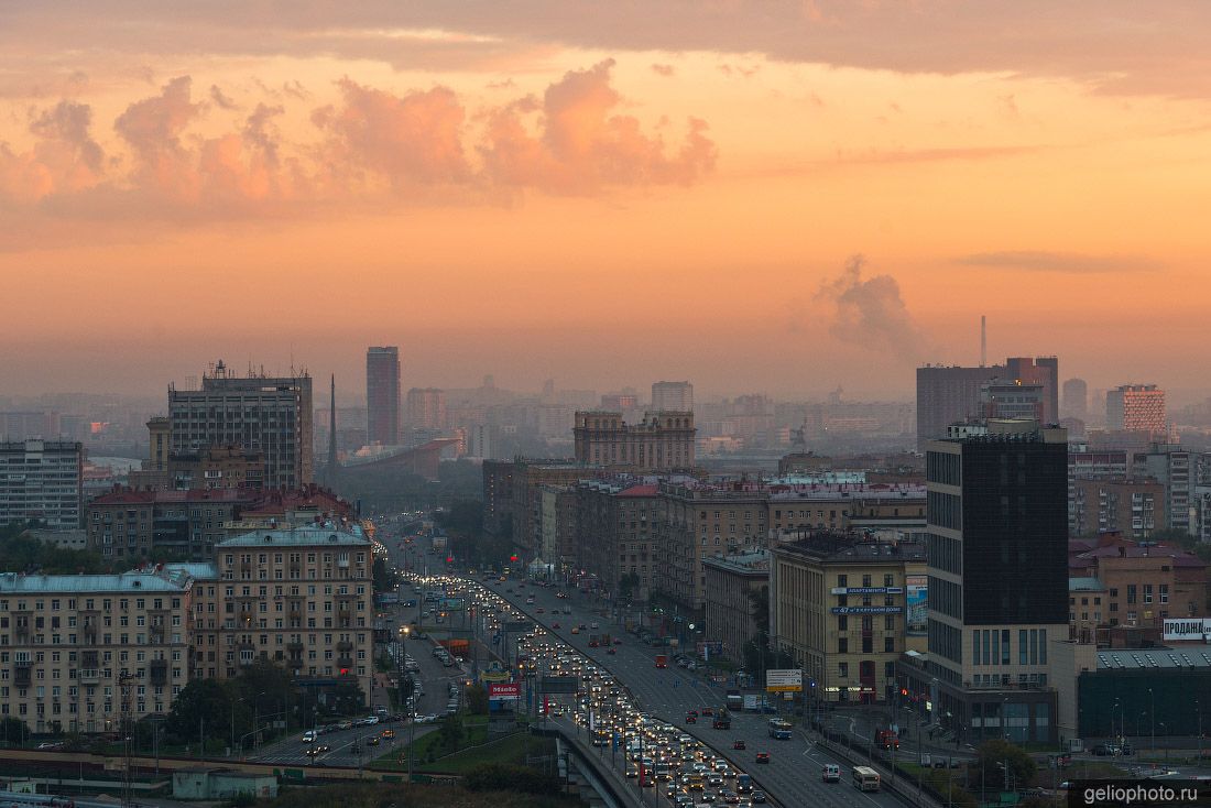 Станция метро Алексеевская в Москве фото