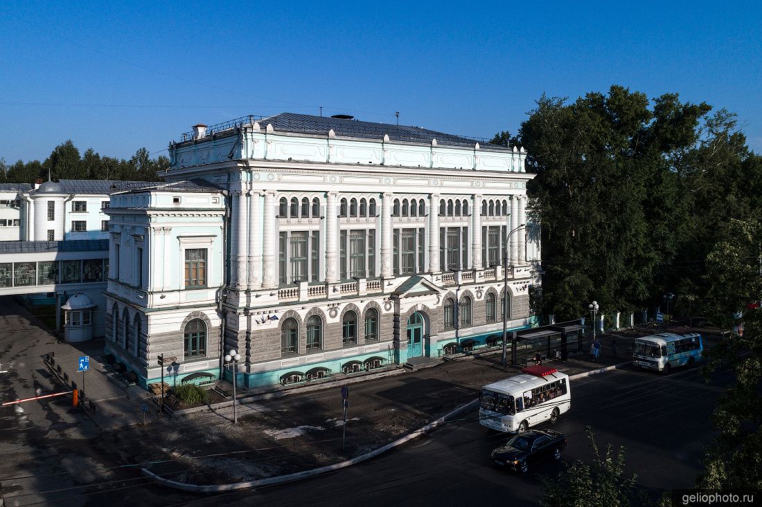 Научная библиотека ТГУ в Томске фото