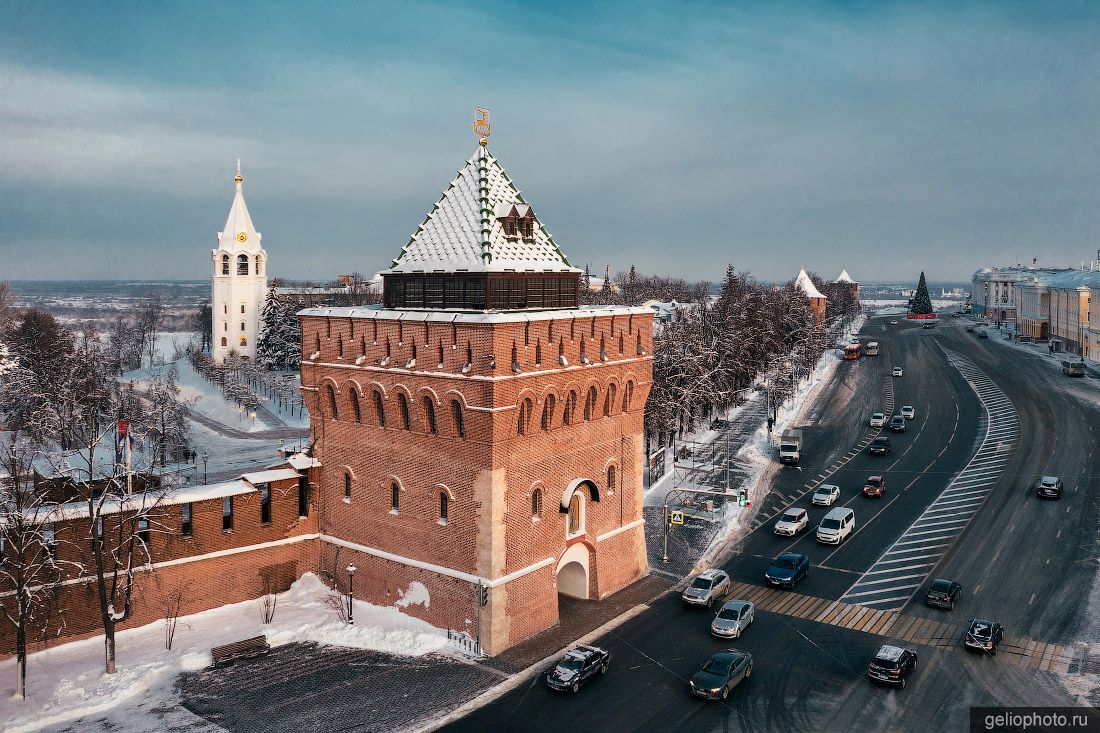 Дмитровская башня Нижегородского Кремля фото