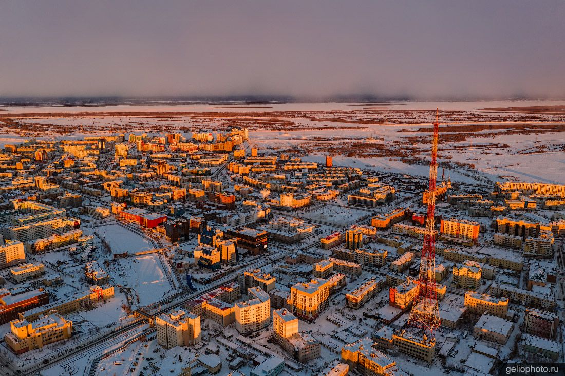 Якутск с высоты на закате фото