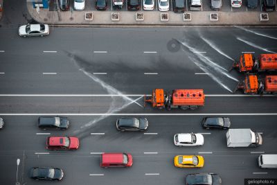 Мойка дорог в Москве фото