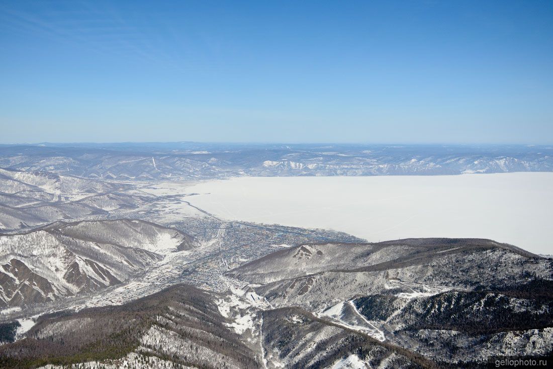 Посёлок Култук на Байкале с высоты фото