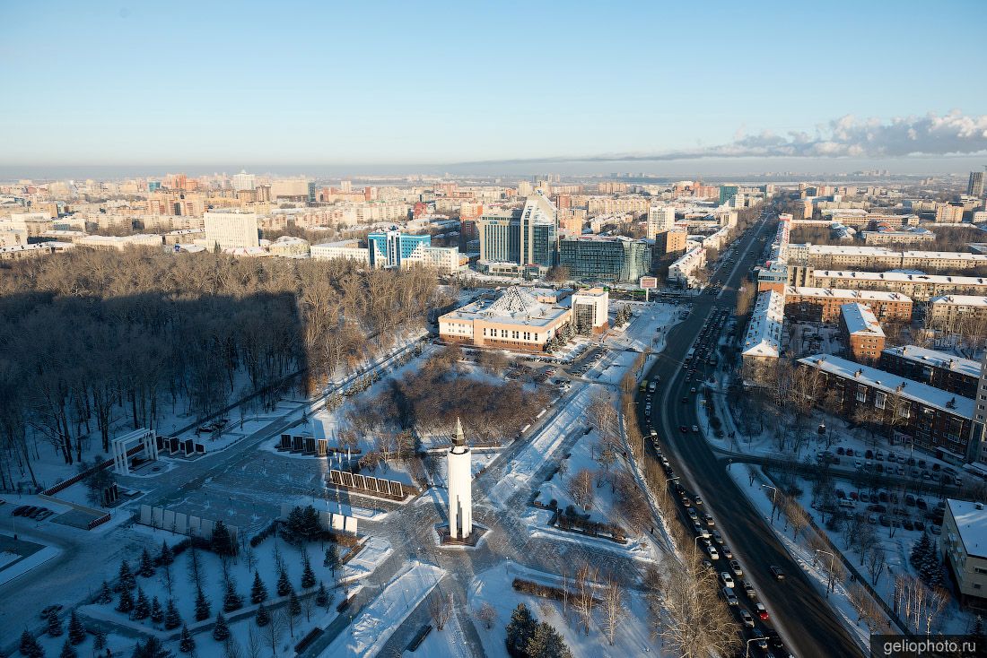 Зимняя площадь Памяти в Тюмени фото