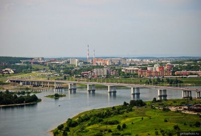 Академический мост через Ангару в Иркутске фото