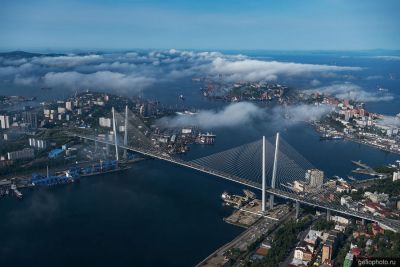 Золотой мост с высоты во Владивостоке фото