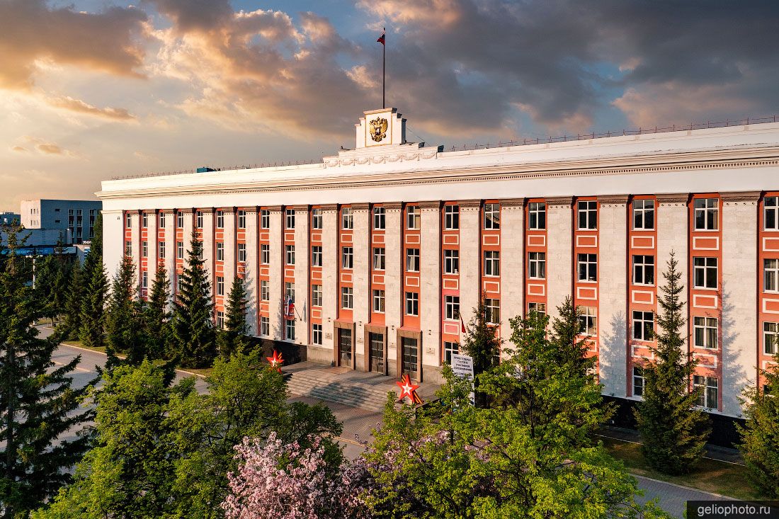 Администрация Алтайского края в Барнауле фото