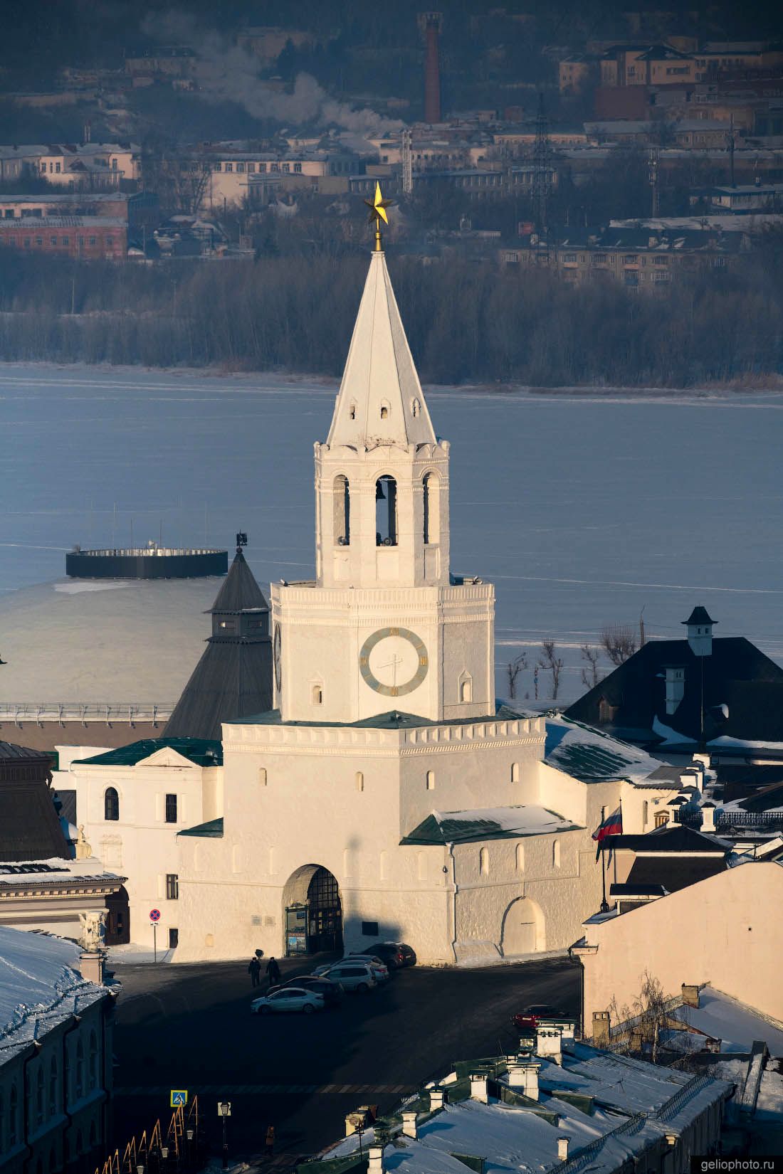 Спасская башня Казанского Кремля фото