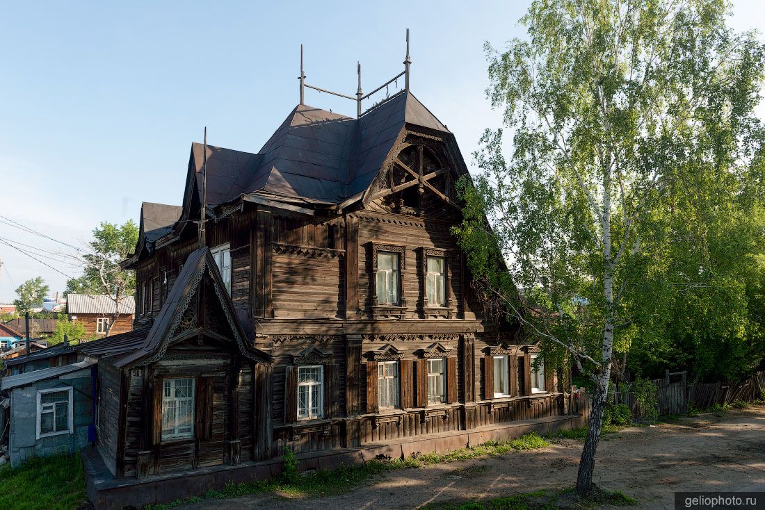 Дом Лесневского в Барнауле фото